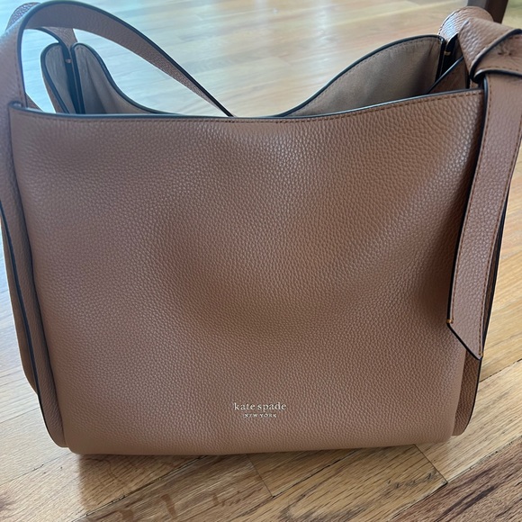 Kate Spade Tote - Picture 1 of 11
